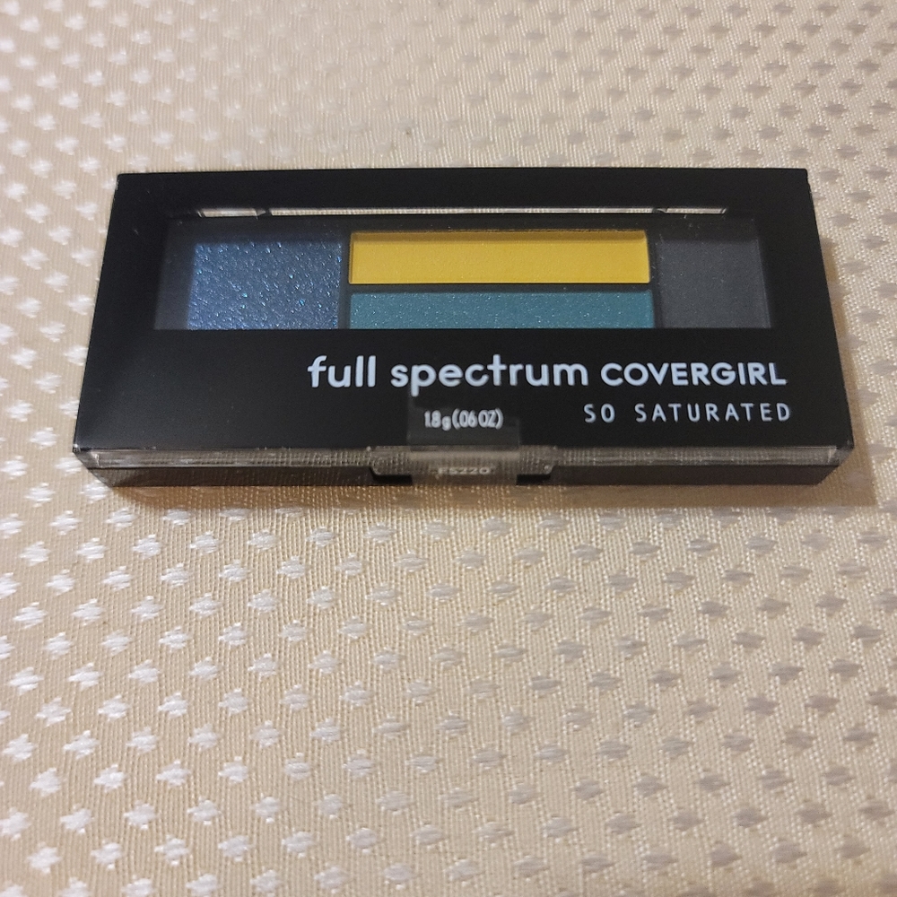 CG full spectrum eyeshadow